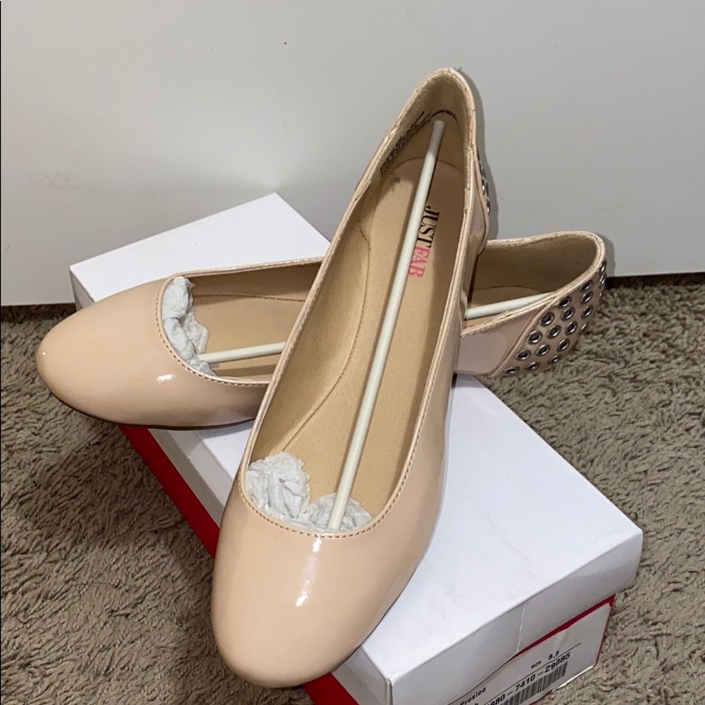 Ballet Flats with Grommet Heel Embellishments - Picture 4 of 6
